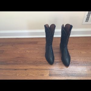 Lucchese Mens Boots